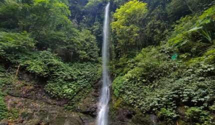 air terjun grenjengan
