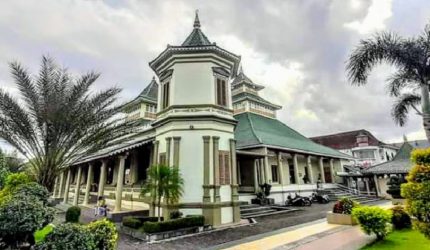 masjid-manonjaya-cagar-budaya-tasikmalaya